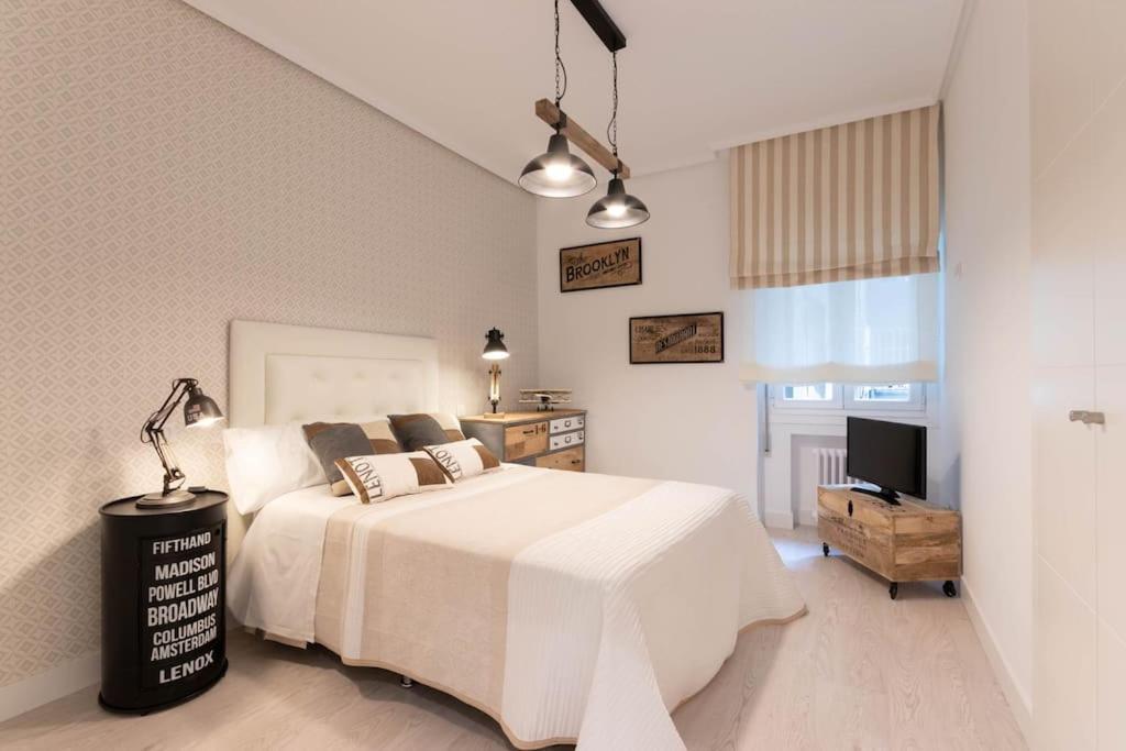 Apartamento Luxury Centro Bilbao Garaje Luaran gambar